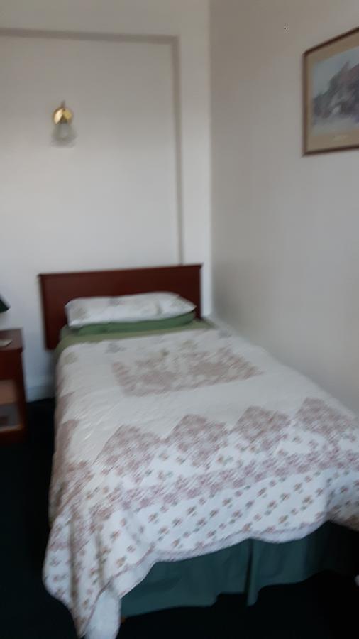 אלסטון Victoria Inn מראה חיצוני תמונה